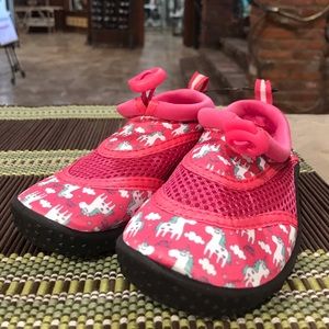 NWT Girl’s Pink Waterproof Shoes